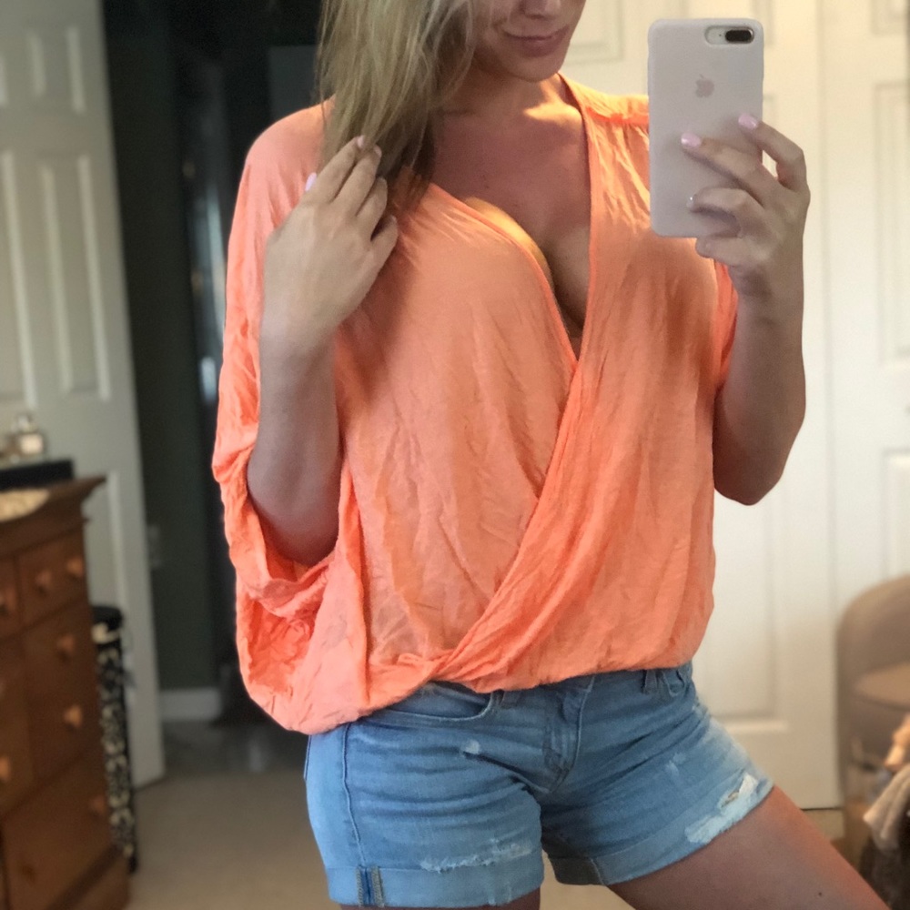 Orange top